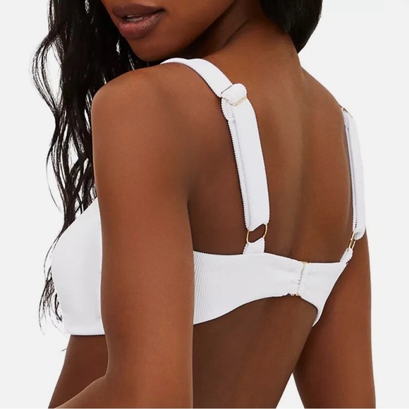 NWT Beach Riot Top - Picture 2 of 2